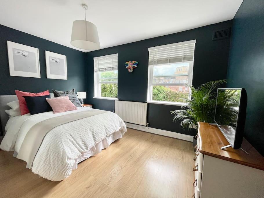 *New* Beautiful 2 Bedroom House In Central Location London Exterior photo